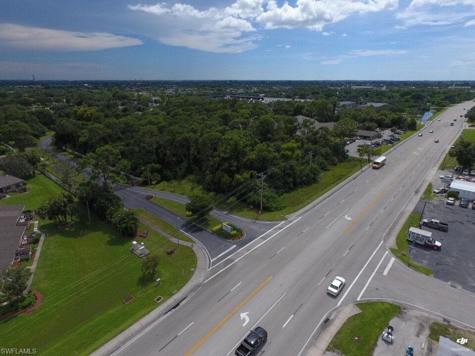 13891 Willow Bridge DR NORTH FORT MYERS, FL 33903