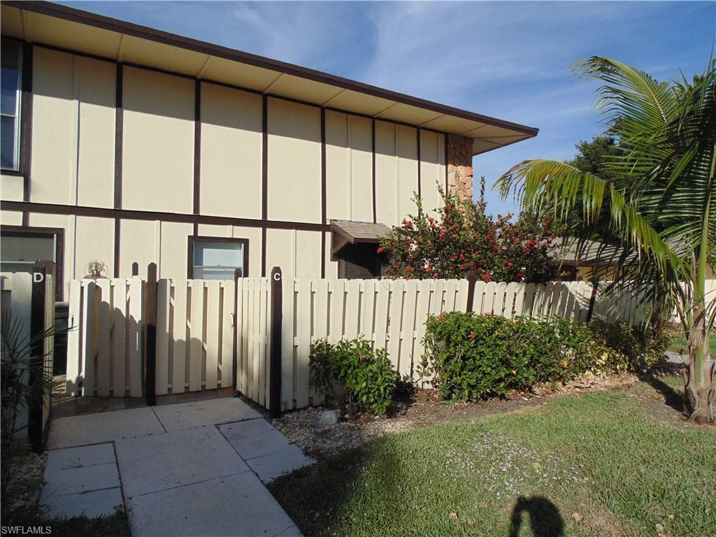 4289 Island CIR C FORT MYERS, FL 33919
