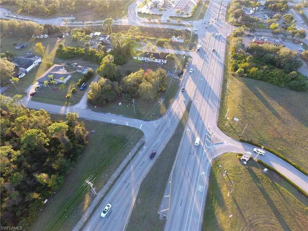 90/92 Herron RD NORTH FORT MYERS, FL 33903