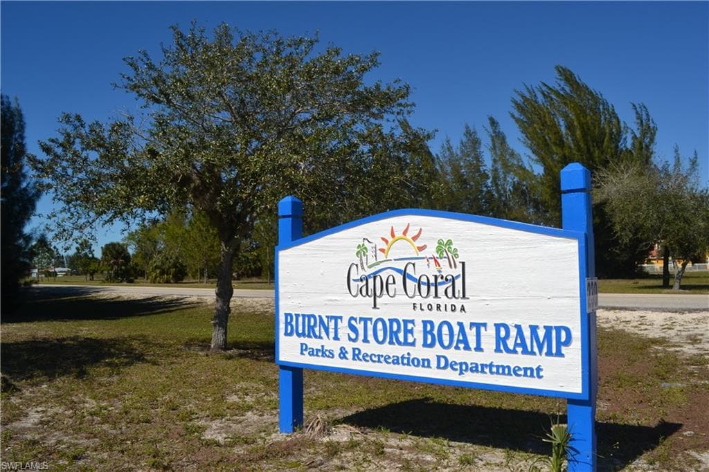 2532 NW 7th ST CAPE CORAL, FL 33993
