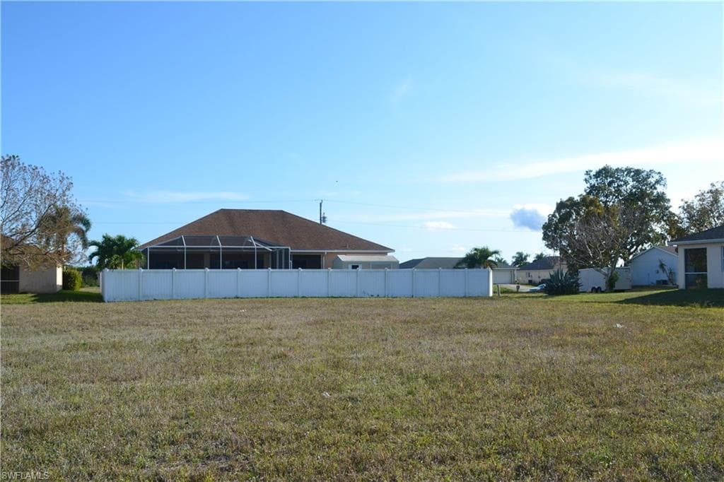 1718 NW 18th TER CAPE CORAL, FL 33993