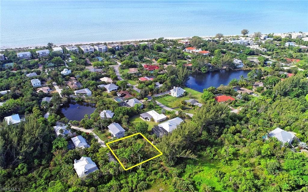 255 Hurricane LN SANIBEL, FL 33957