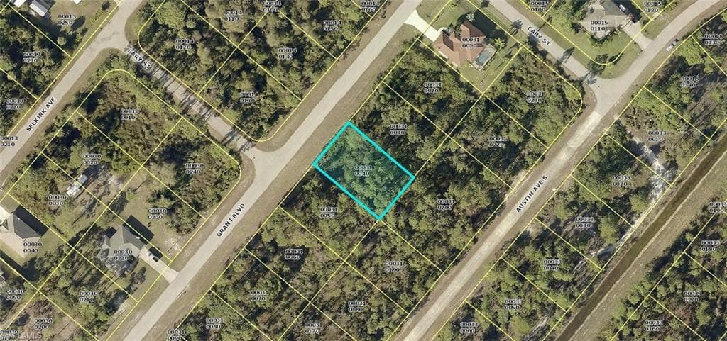 1026 Grant BLVD LEHIGH ACRES, FL 33974