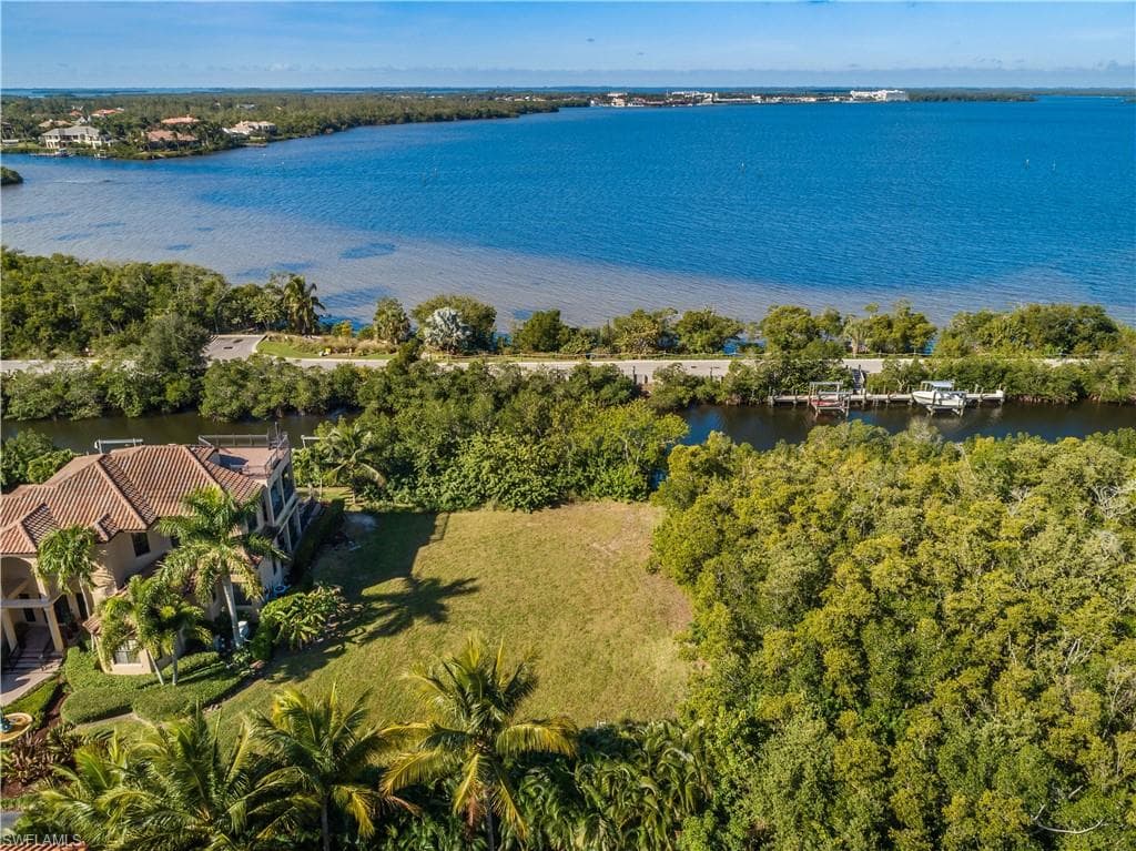 13520 SHERRILL POINT CT FORT MYERS, FL 33908