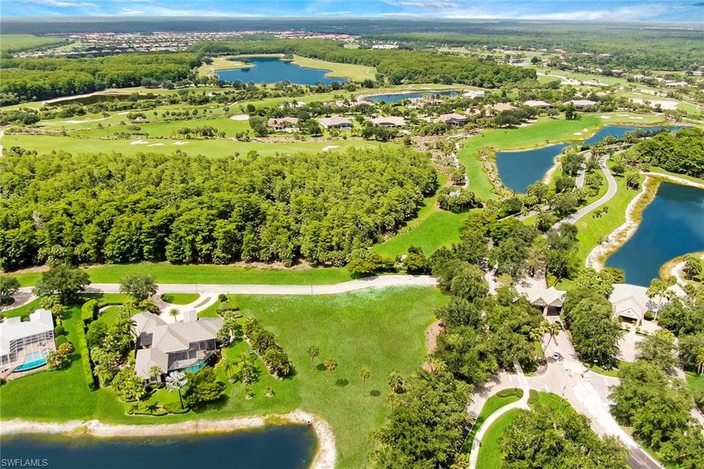 11242 Five Oaks LN NAPLES, FL 34120