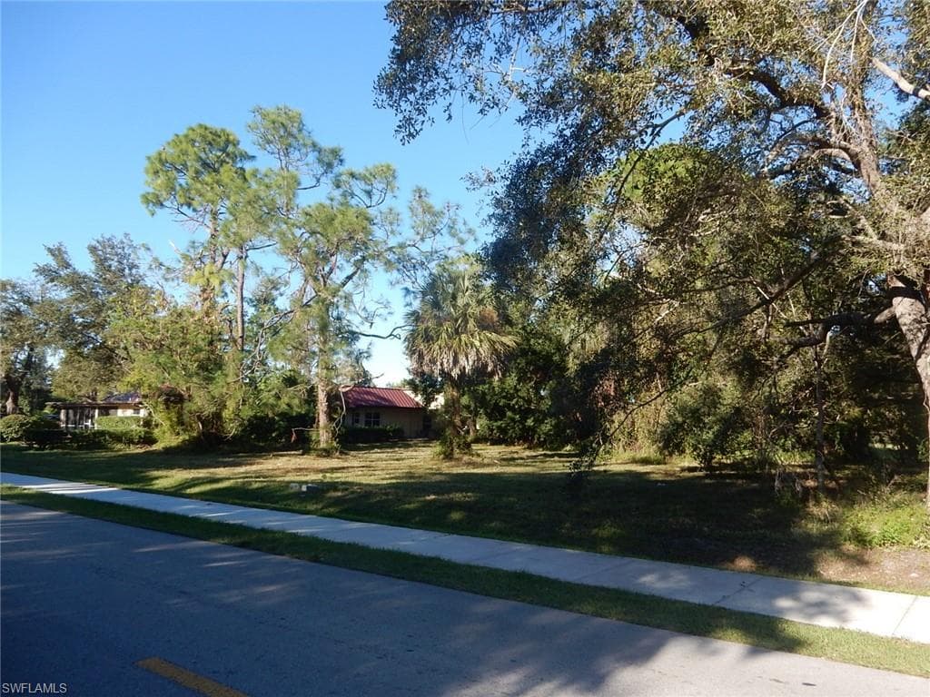 4426 Tamiami TRL E NAPLES, FL 34112