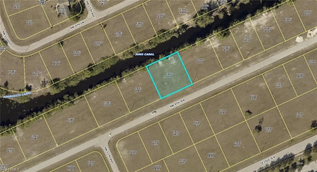 1143 SW 4th TER CAPE CORAL, FL 33991