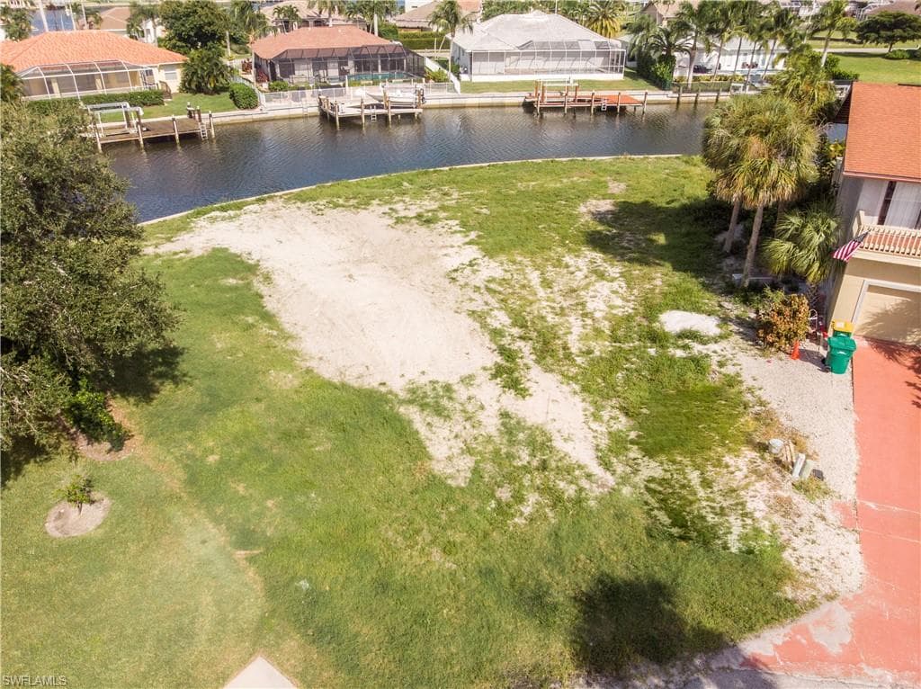 317 Waterleaf CT MARCO ISLAND, FL 34145