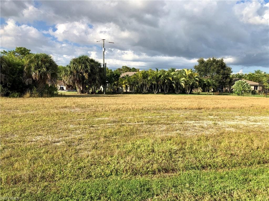 1911 Savona PKY W CAPE CORAL, FL 33914