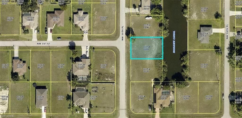 25 NW 19th PL CAPE CORAL, FL 33993