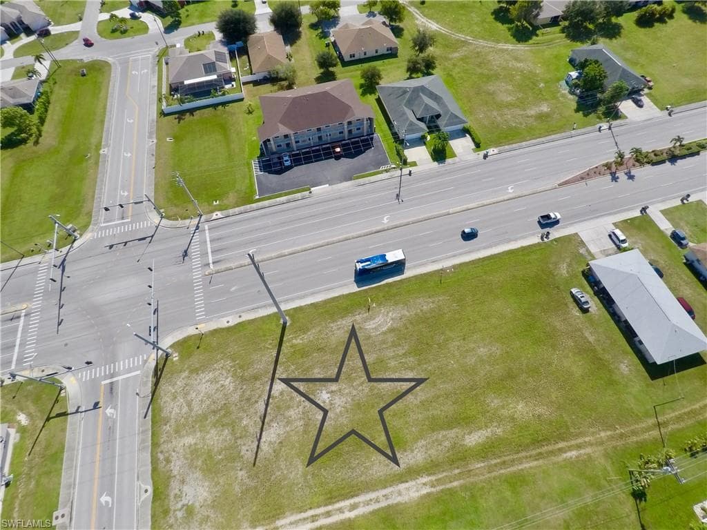 2932 Santa Barbara BLVD CAPE CORAL, FL 33914