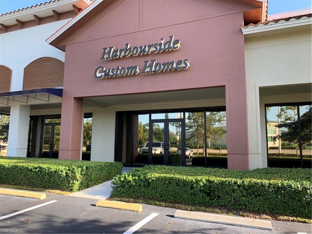 19451 S Tamiami TRL 105 FORT MYERS, FL 33908