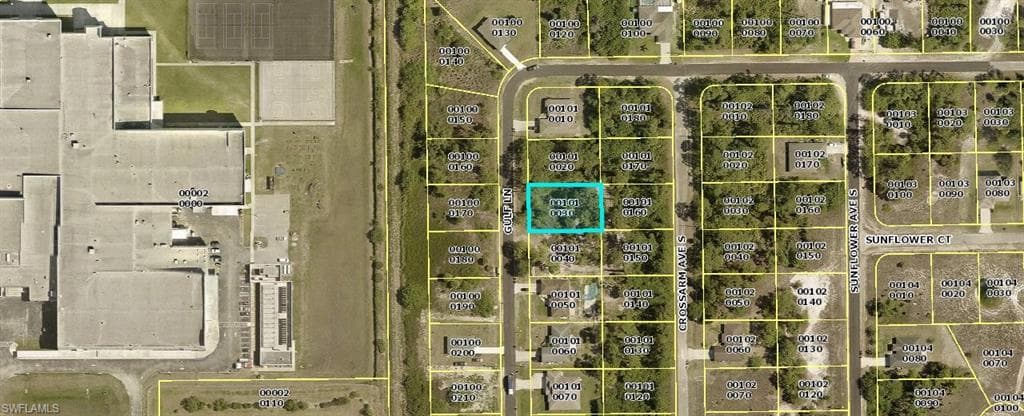 846 Gulf LN LEHIGH ACRES, FL 33974