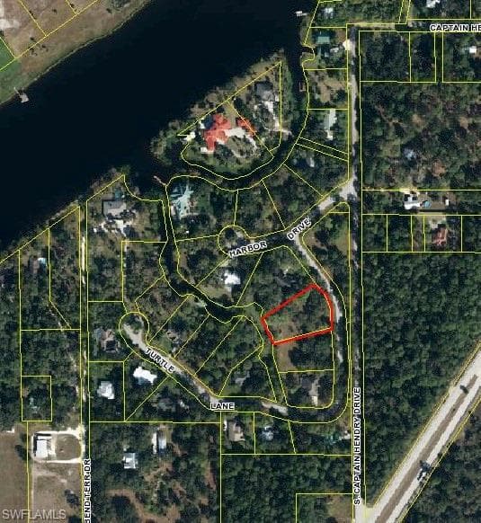 648 turtle LN LABELLE, FL 33935