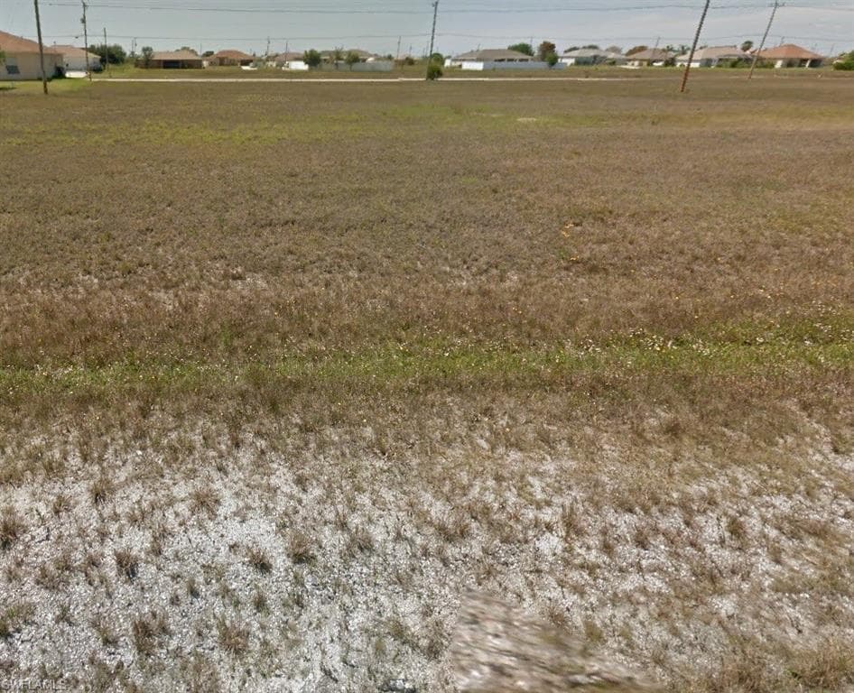 924 NW 7th PL CAPE CORAL, FL 33993