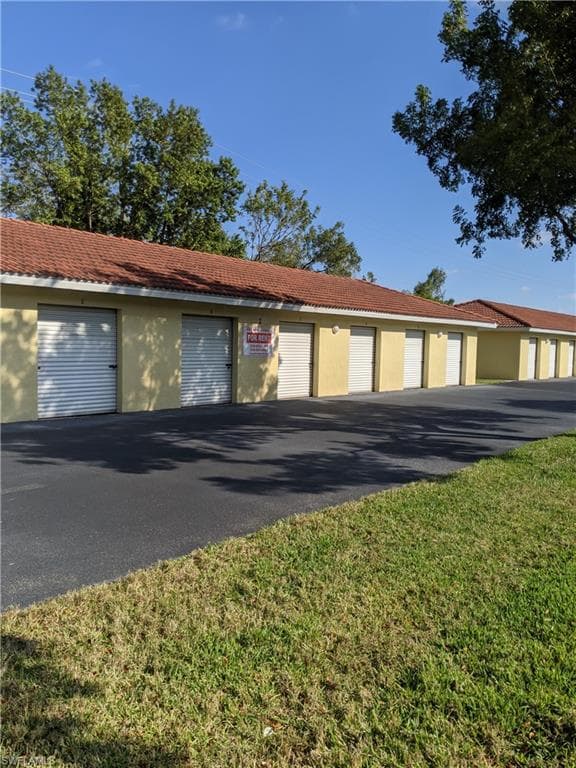 8270 Immokalee RD NAPLES, FL 34119