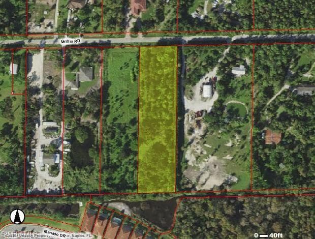 220 Griffin RD NAPLES, FL 34113