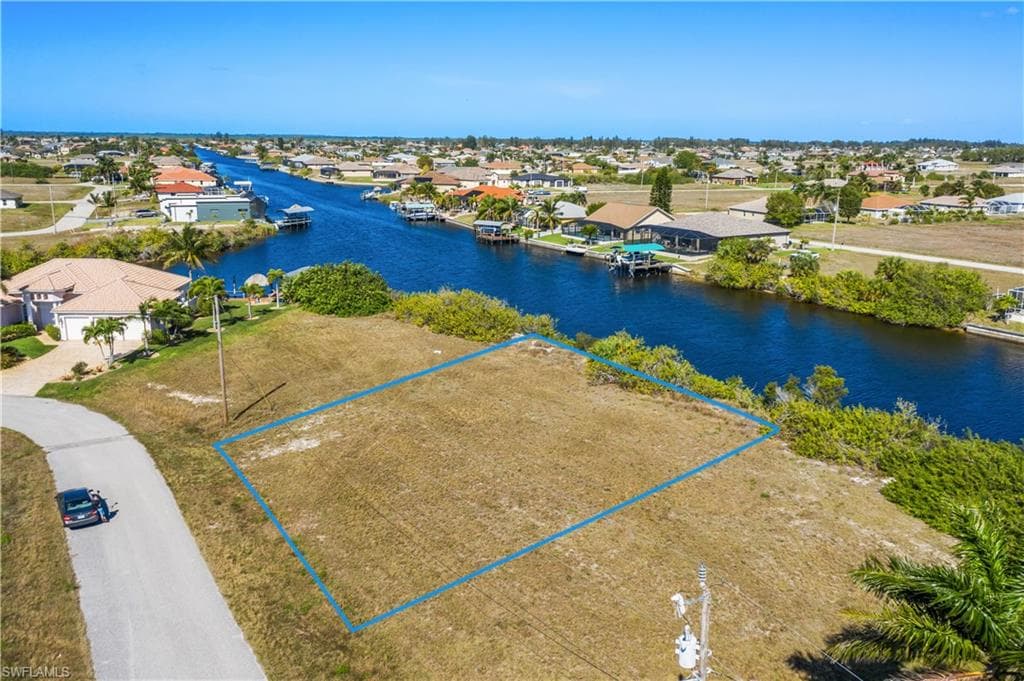 3217 NW 14th ST CAPE CORAL, FL 33993