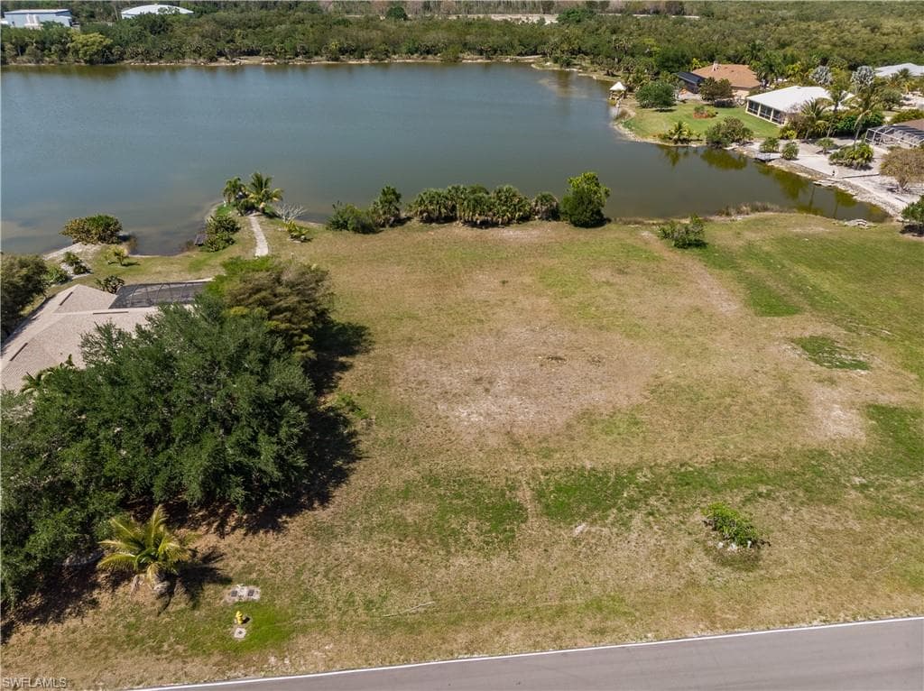 5010 Island Acres CT ST. JAMES CITY, FL 33956