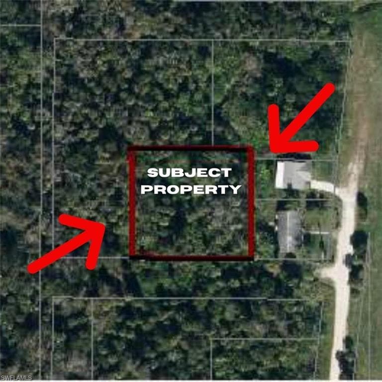 N Bridge ST LABELLE, FL 33935