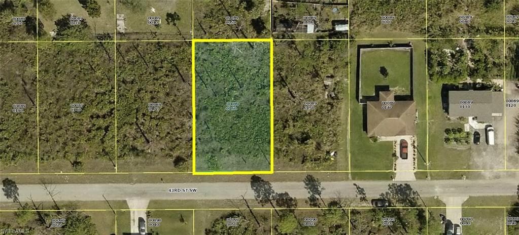 3210 43rd ST SW LEHIGH ACRES, FL 33976