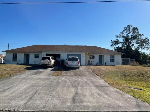 1549 Gilbert AVE S LEHIGH ACRES, FL 33973