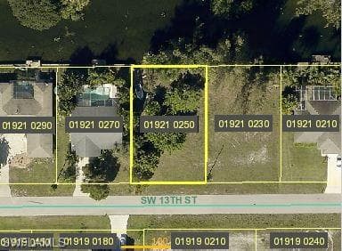 613 SW 13th ST CAPE CORAL, FL 33991