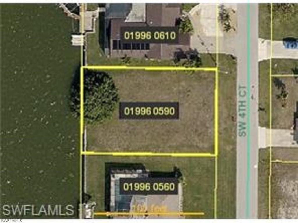 1226 SW 4th CT CAPE CORAL, FL 33991