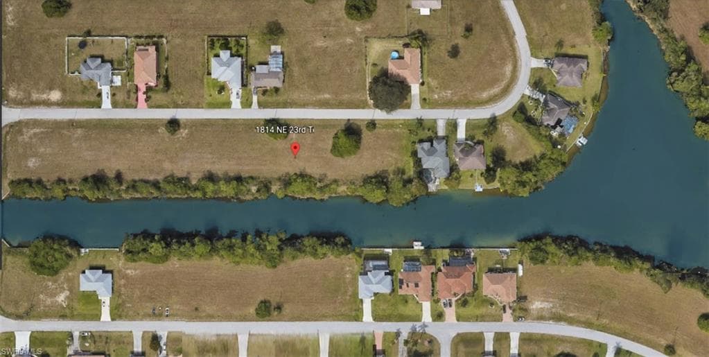1814 NE 23rd TER CAPE CORAL, FL 33909