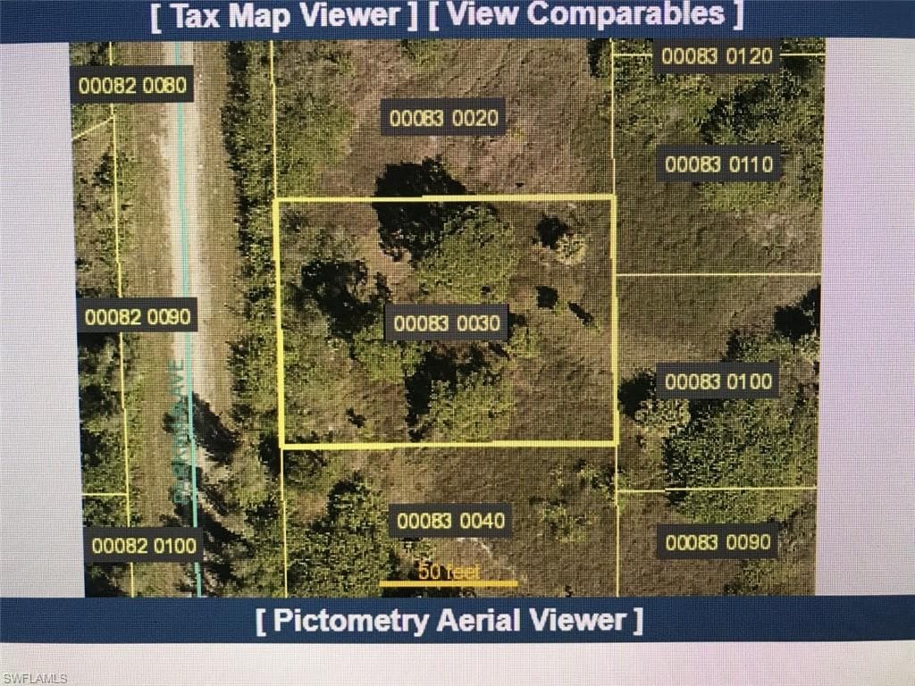 427 Parkman AVE LEHIGH ACRES, FL 33974