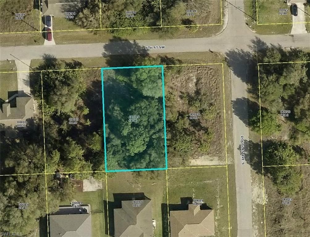 4203 9th ST SW LEHIGH ACRES, FL 33976