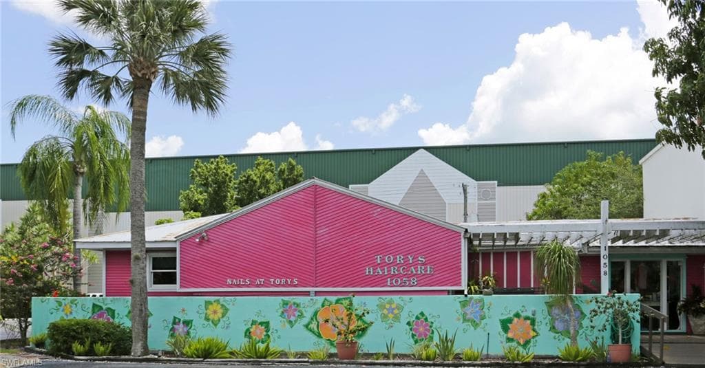 1058 8th AVE S NAPLES, FL 34102