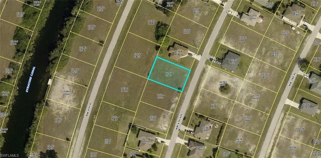 2810 NW 4th AVE CAPE CORAL, FL 33993