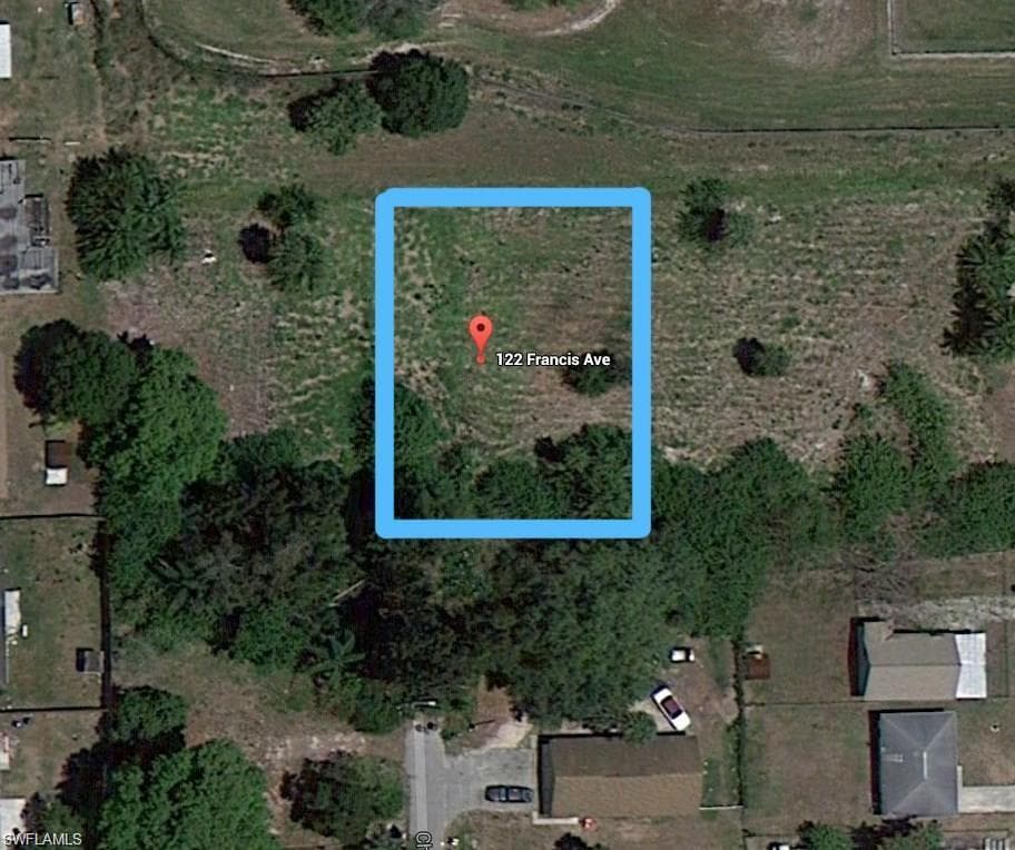 122 Francis AVE FORT MYERS, FL 33916