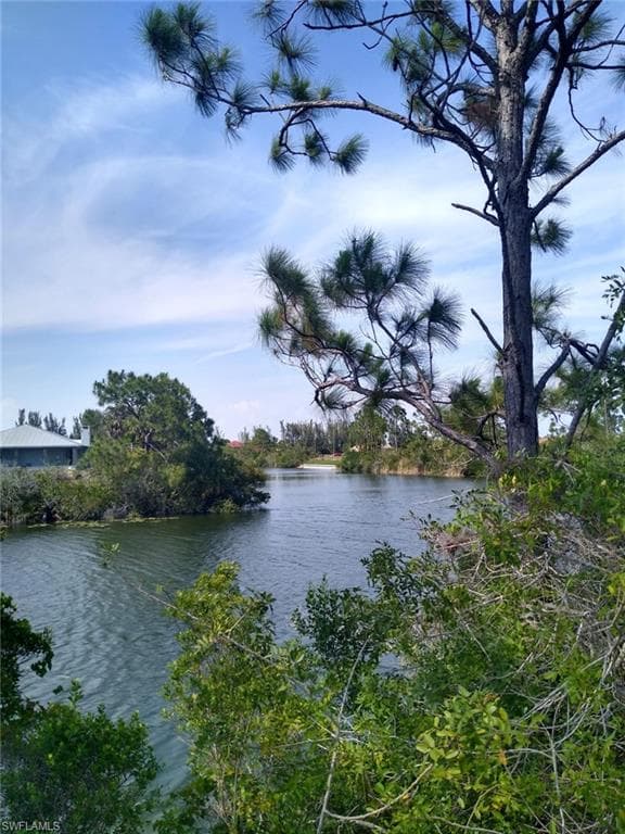 2129 NW 25th ST CAPE CORAL, FL 33993