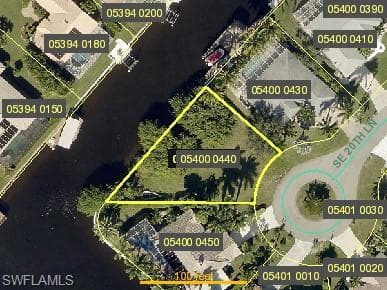 2005 SE 20th LN CAPE CORAL, FL 33990