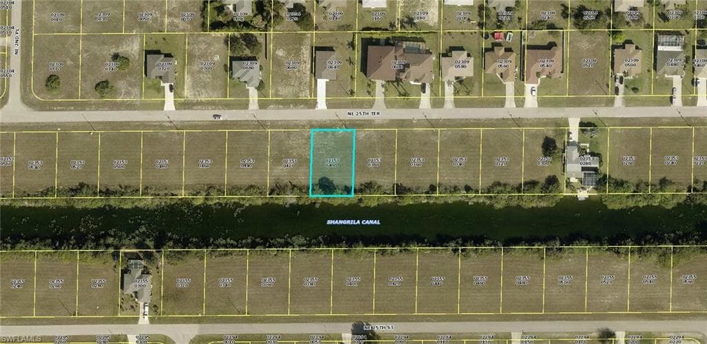 314 NE 25th TER CAPE CORAL, FL 33909