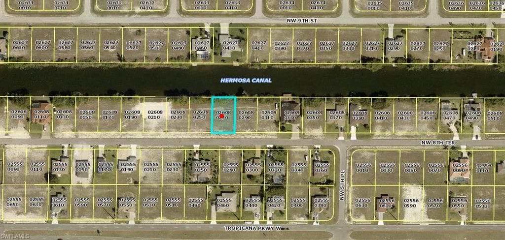 607 NW 8th TER CAPE CORAL, FL 33993
