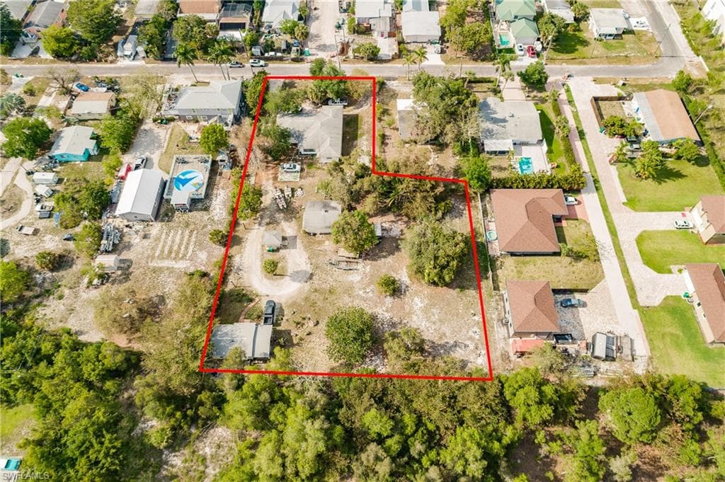 Rosemary Ln NAPLES, FL 34103