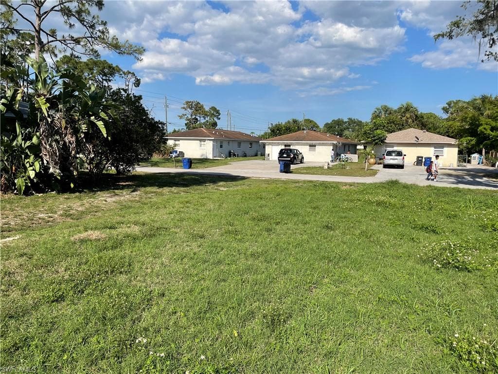 26550/552 Sherwood LN BONITA SPRINGS, FL 34135