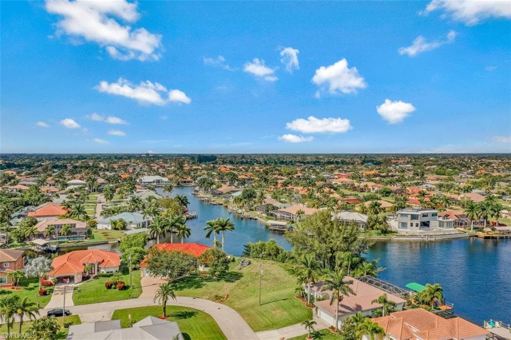 5301 SW 23rd AVE CAPE CORAL, FL 33914