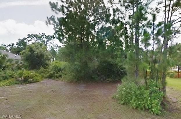 975 Chadwick AVE LEHIGH ACRES, FL 33974
