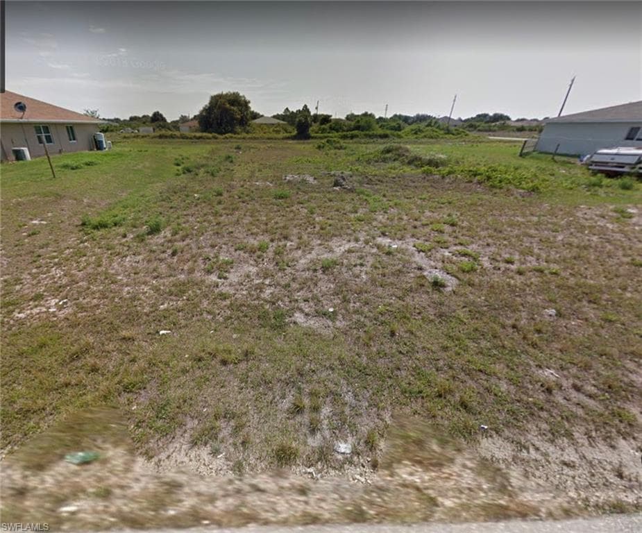 321/323 Homer AVE S LEHIGH ACRES, FL 33973