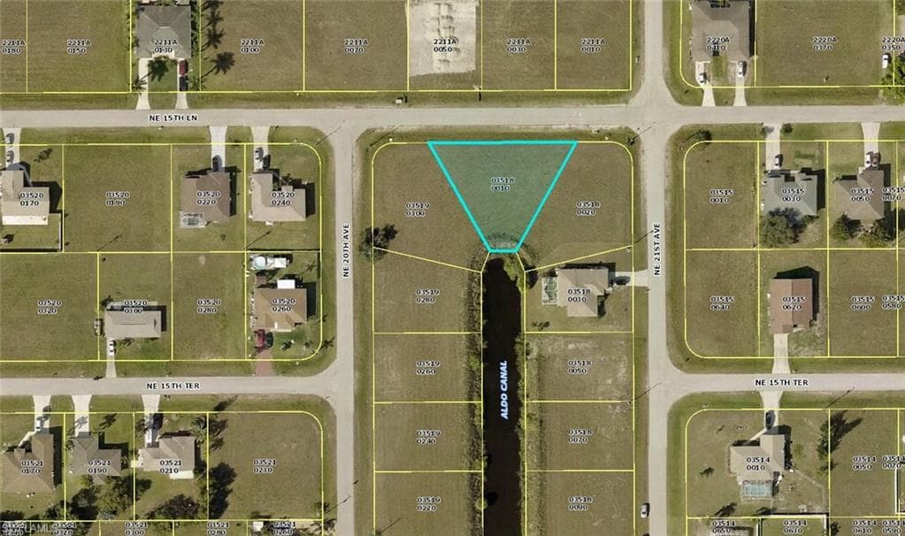 2028 NE 15th LN CAPE CORAL, FL 33909