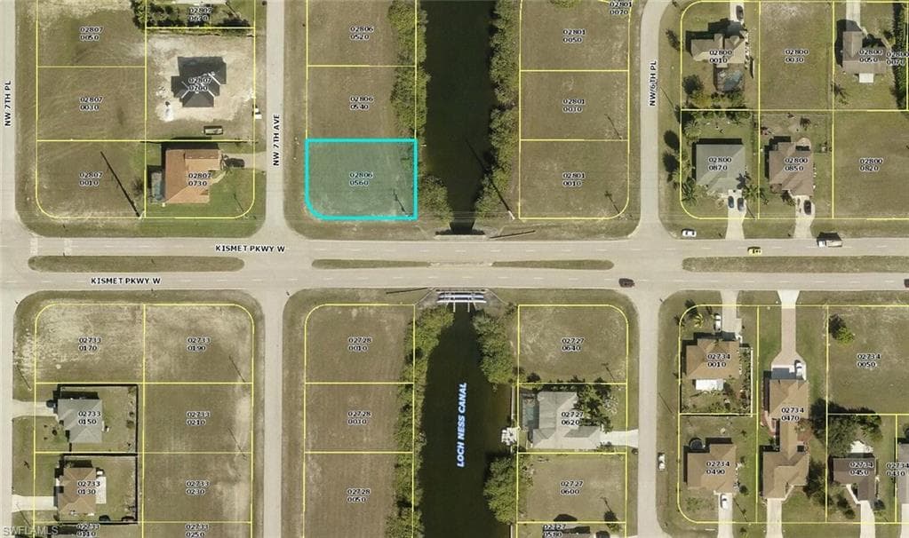 2401 NW 7th AVE CAPE CORAL, FL 33993