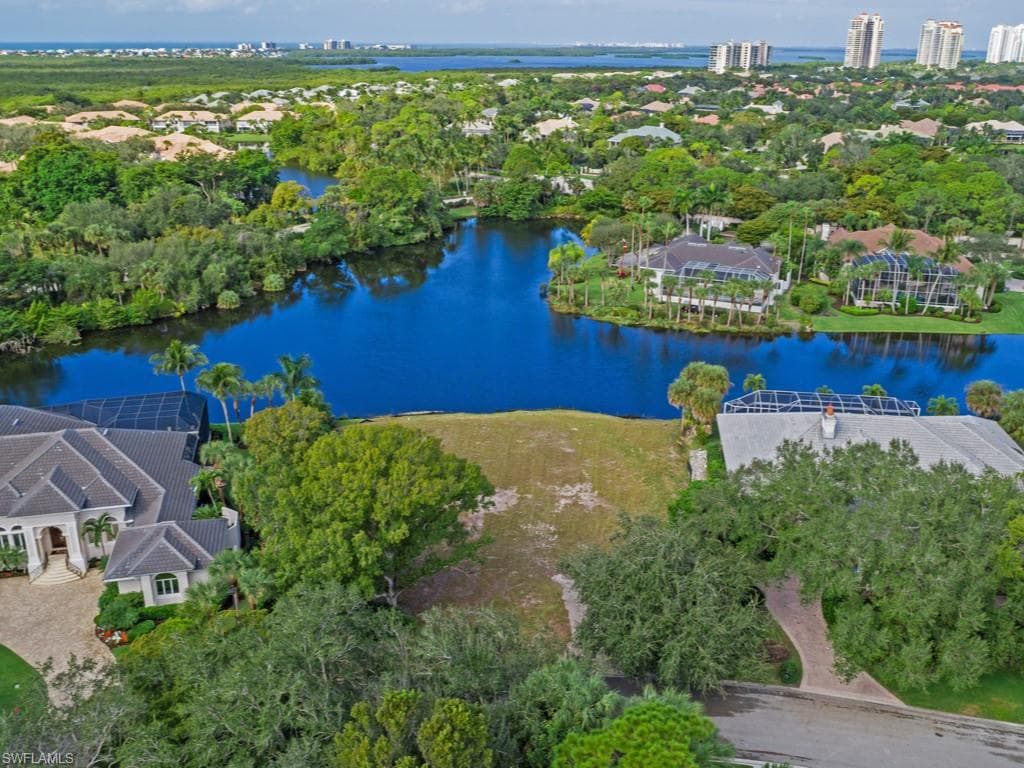 27350 Oak Knoll DR