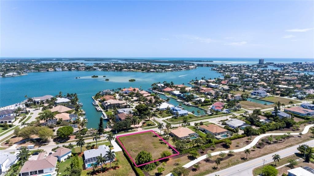 1550 Collingswood AVE MARCO ISLAND, FL 34145