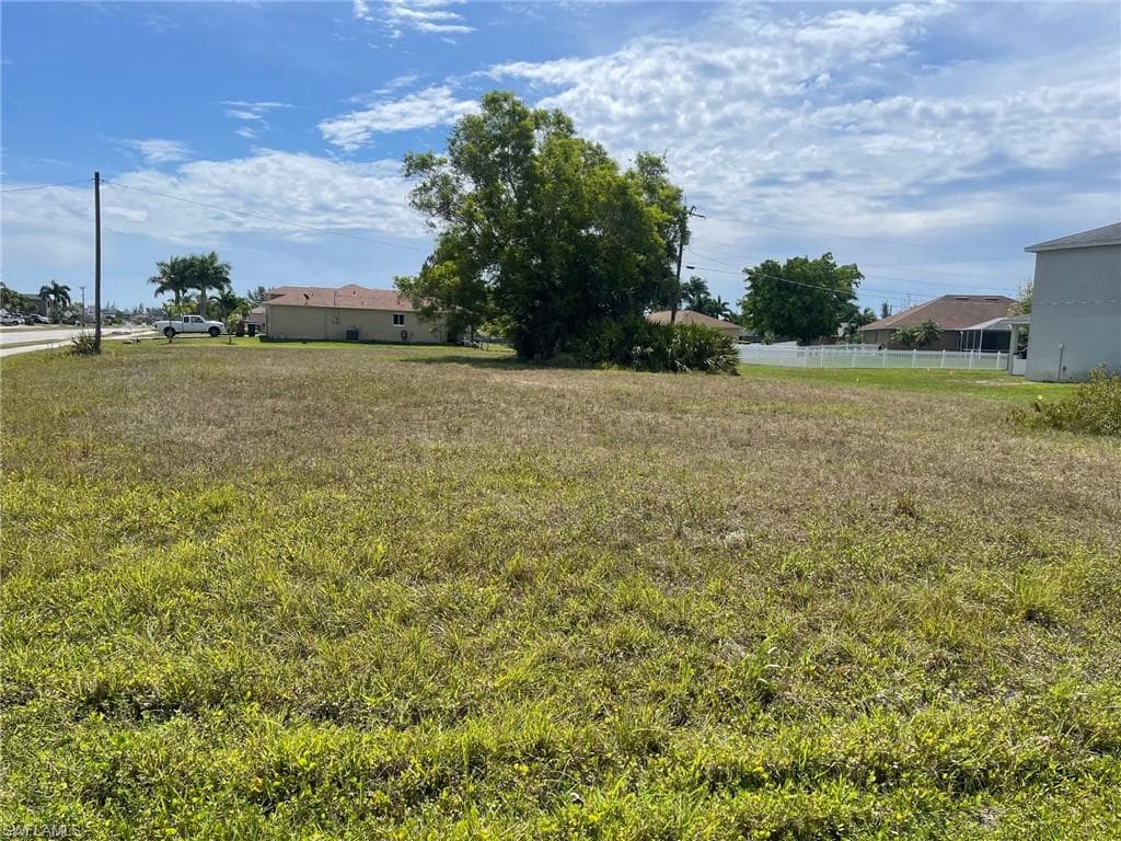 3705 Agualinda BLVD CAPE CORAL, FL 33914