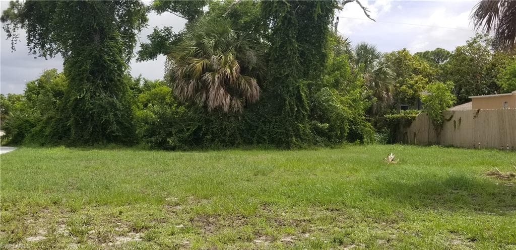 548 5th AVE MARCO ISLAND, FL 34145