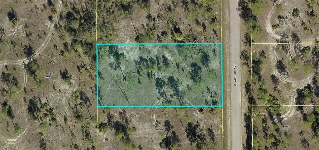 1105 Mcarthur AVE LEHIGH ACRES, FL 33936